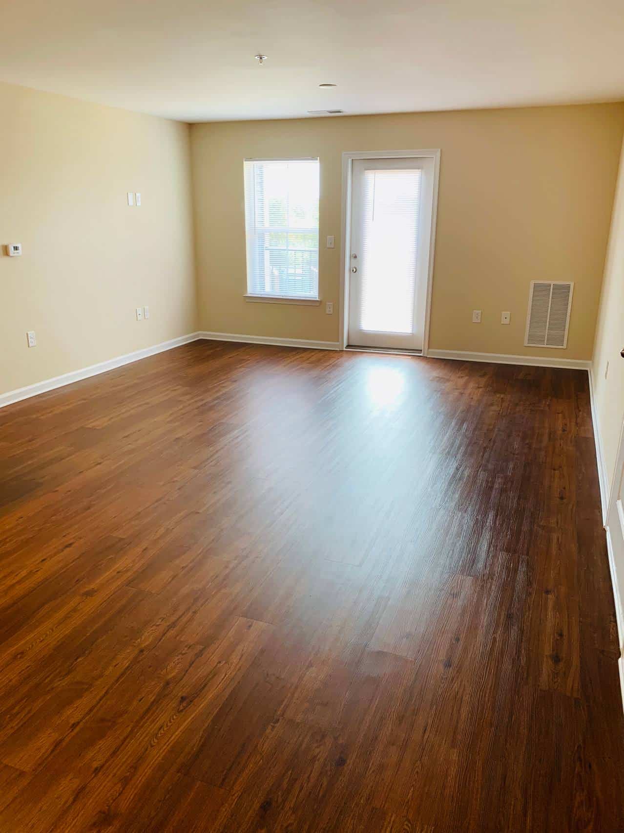 Sunset Creek Apartment Homes Apartments For Rent in Hampton VA